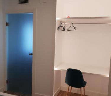Carboneras de Guadazaon House | Hostal Cabañas