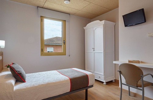 Cervera Hostel | Hostal Nobadis
