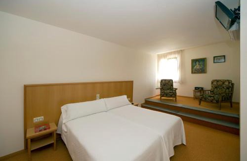 Palouet Hotel | Hostal Palouet de Segarra