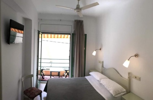 Roses Town Center House | Hostal Rom