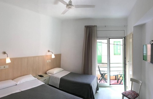 Roses Town Center House | Hostal Rom