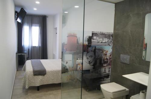 Figueres House | Hostal Sanmar