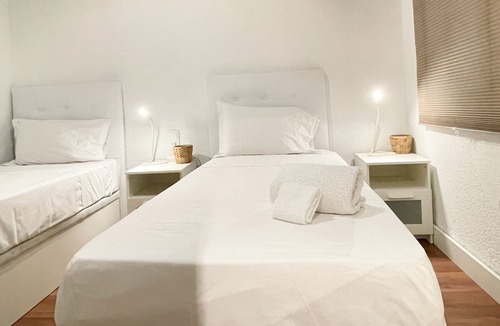 La Sagrada Familia Apartment | @Hostourist Bcn Sagrada Familia Castillejos