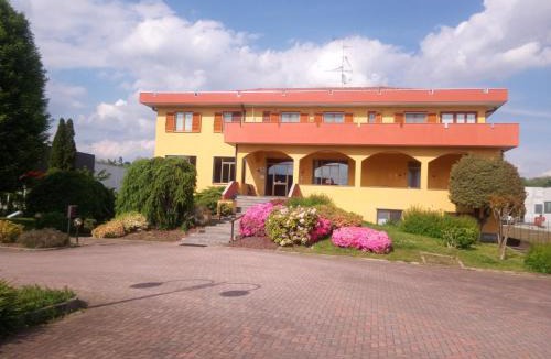 Romagnano Sesia Hotel | Hotel Baiardo