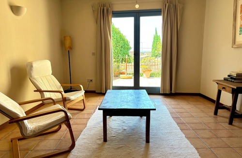 Ullastret Apartment | HOTEL EL FORT DúLLASTRET. Apartment 3: Two bedrooms with terrace.