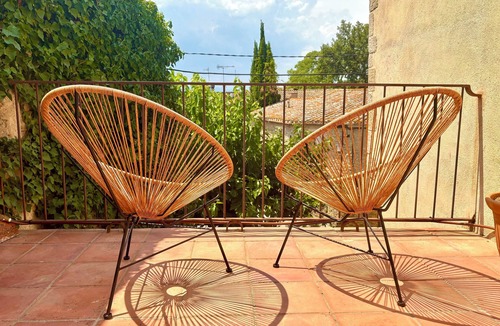 Ullastret Apartment | HOTEL EL FORT DúLLASTRET. Apartment 3: Two bedrooms with terrace.