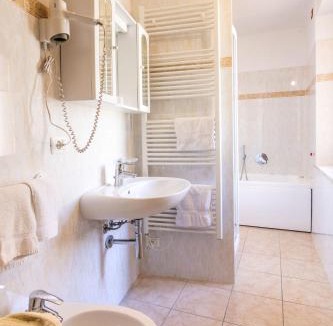 Bosco Chiesanuova Hotel | Hotel Frizzolan