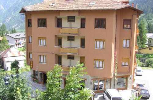 Acceglio Hotel | HOTEL LONDRA Locanda Occitana