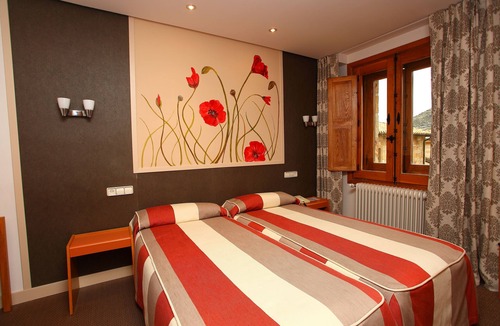 Yesa Hotel | Hotel Monasterio de Leyre