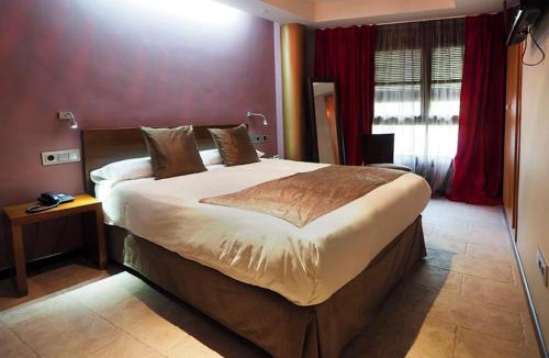 Las Ventas de Santa Lucia Hotel | Hotel Palacio del Obispo