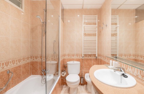 Figueres Hotel | Hotel Pirineo Figueres by Pierre and Vacances