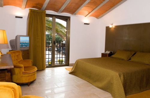 El Mas Bosca Hotel | Hotel San Carlos