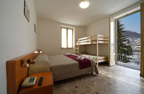 Castelsilano Hotel | Hotel Skilift