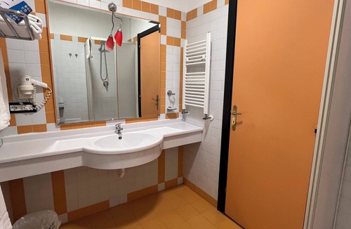 Villavallelonga Hotel | Hotel Verdeneve
