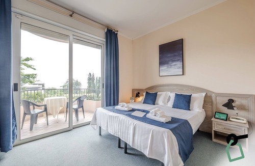 Carciano Hotel | Hotiday Room Collection - Stresa