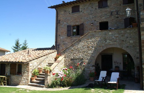 Montone House | House ∙ 3 bedrooms ∙ 6 guests