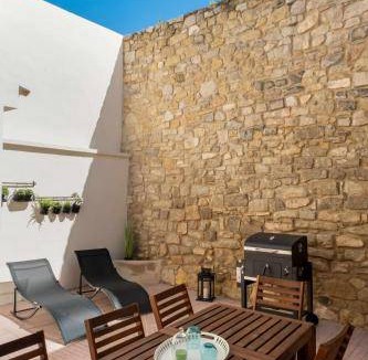 Malda House | House ∙ 4 bedrooms ∙ 8 guests