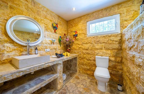 Mont Barbat House | House ∙ 7 bedrooms ∙ 18 guests