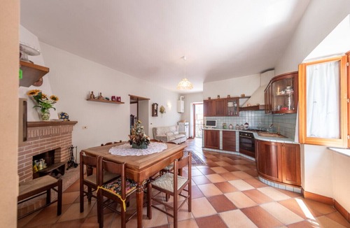 Montemarano House | House Court - Irpinia