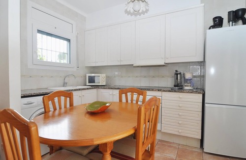 L'Escala Villa | House en a quiet area with wifi and private pool