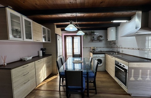 Llanes Apartment | House