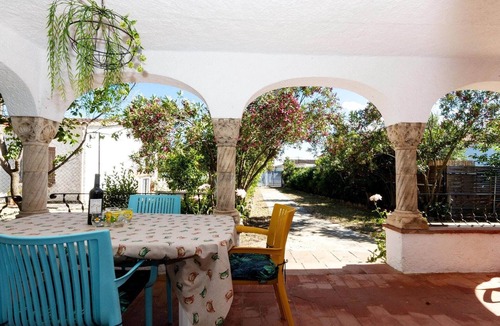 El Mas Bosca House | House in Roses near Aqua Brava Water Park