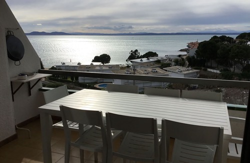 Almadraba-Canyelles House | House on the beautiful cove of Almadrava