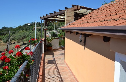 Aci Catena House | House/Villa - Catania