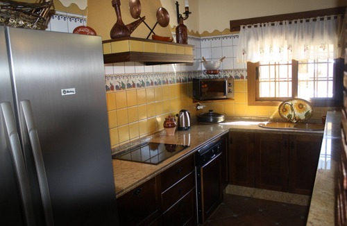 Almogia House | Ideal for families. Private swimming pool. Andalusian house. Very close to Malaga