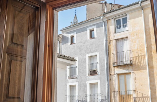 Cuenca Apartment | Ideal Parejas. Casco Antiguo. Nuevo y Tranquilo