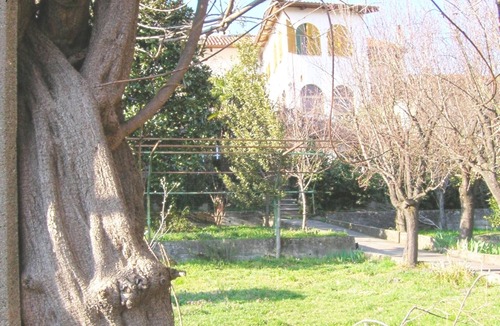Azeglio House | Il Giardino dei Semplici B&B in a simple and relaxing atmosphere.