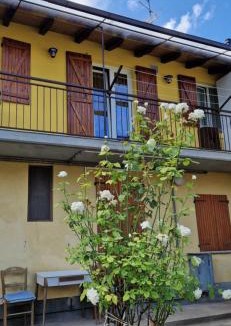 Valdieri Apartment | Il portico