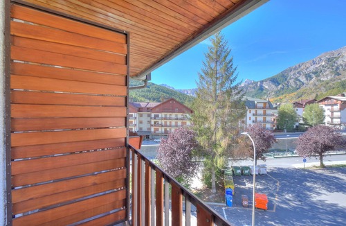 Bardonecchia Apartment | Il Rododendro (City Center), Bardonecchia, Italy