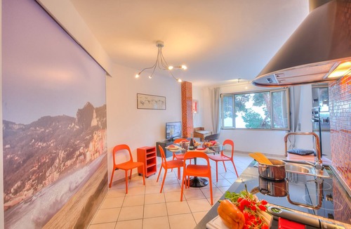 Capo Mimosa-Rollo Apartment | Il Suono del Mare 200m from sea, Cervo, Italy