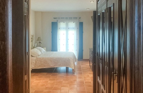 Almonte House | In the town of Almonte, the spacious vacation home offers you the ideal place for your family to rel