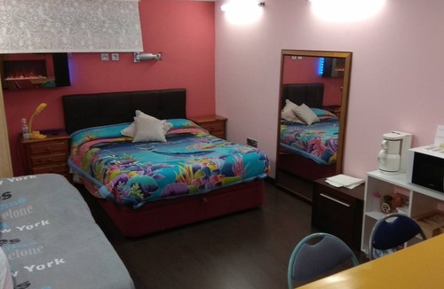 Rivas-Vaciamadrid House | independent room with private bathroom on the ground floor of a chalet