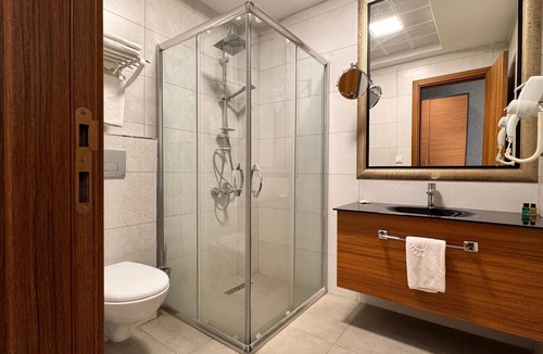 Sekerpinar Hotel | INN PORT HOTEL