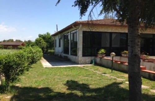 Borgo Sabotino Villa | villa in the green At 700 m from the Mediterranean sea