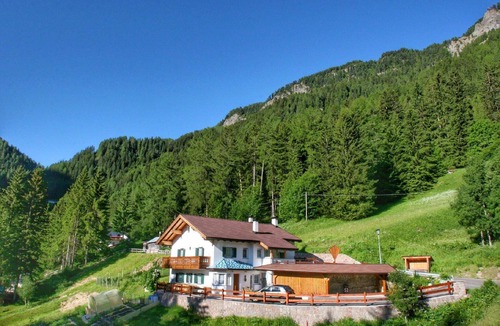 Bulla Apartment | Holiday apartment Sankt Ulrich (Ortisei di Val Gardena) for 1 - 3 persons with 1 bedroom - Holiday a