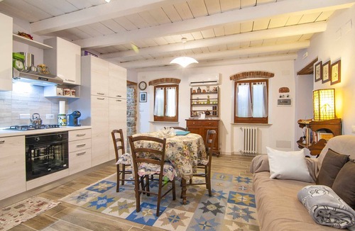 Sant'Ambrogio di Valpolicella Apartment | Dimora Montelago - Apartment Gino