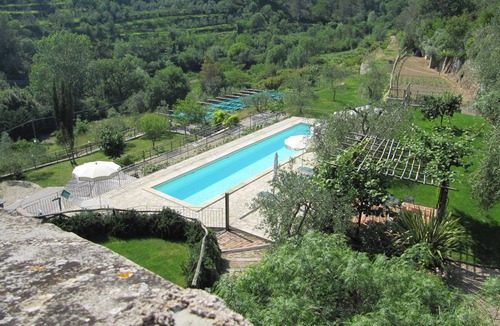 Garlenda Apartment | Italian Riviera Self catering apt 2 sleeps,Liguria, private pool,6km from beach