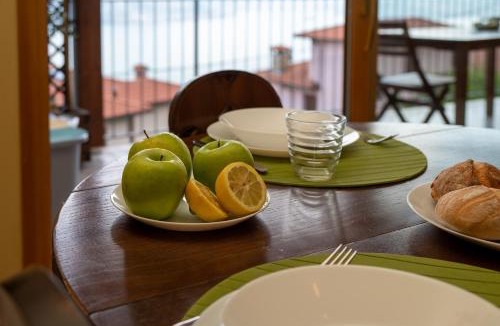 Fonteno Apartment | Italian Vacation Homes - Garden Lake Iseo