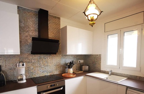 Almadraba-Canyelles Apartment | JOAN MARGARIT 2-B -Exceptional view of the Mediterranean with communal pool.