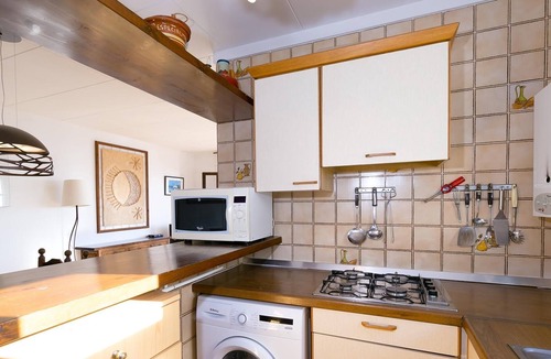 Almadraba-Canyelles Apartment | JOAN MARGARIT 3-A - Apartment in Puig Rom (Roses) with communal pool and beautiful sea views.