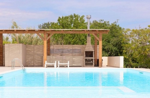 Donnalucata Villa | Joy, emotions of Casa Barone, sea view, swimming pool, wifi, barbecue