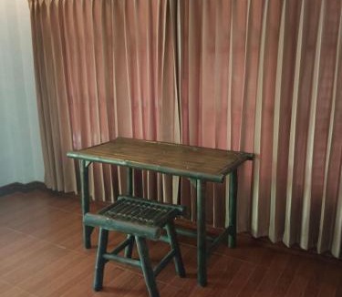Khlong Sok Cabin | Khao Sok River & Jungle Bungalow