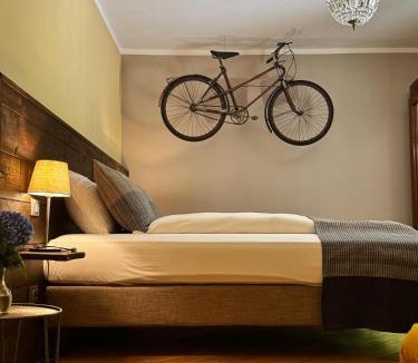 Pettinengo Hostel | L'Elefante Fritz Boutique Lodge - Villa Piazzo