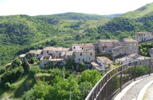 Bojano Apartment | La Borgata