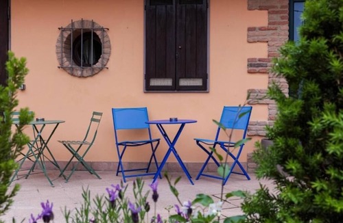La Morra House | La Cantinella Country House La Morra: Apartment wing of the farmhouse