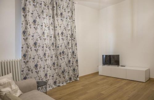 Castelraimondo House | La Casa dei Racconti
